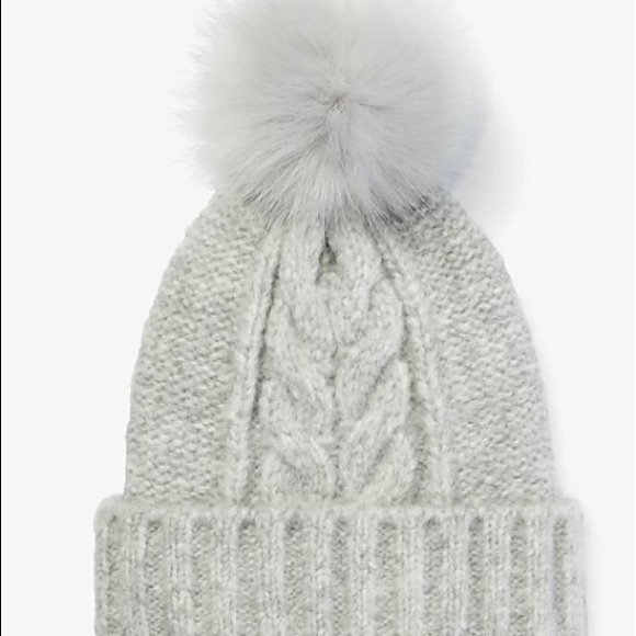 Express Accessories - NWT EXPRESS Cable Knit Pom Beanie